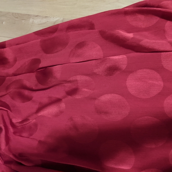 Red Silky High Collar Blouse - Picture 6 of 6